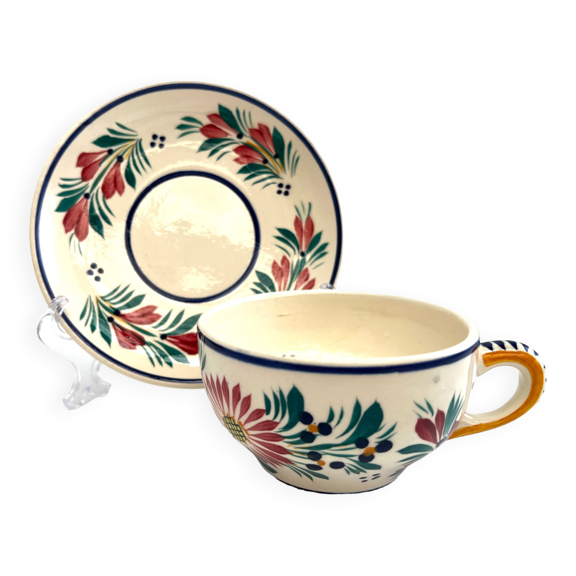 Tasse et sous tasse à thé Quimper décor fleurs