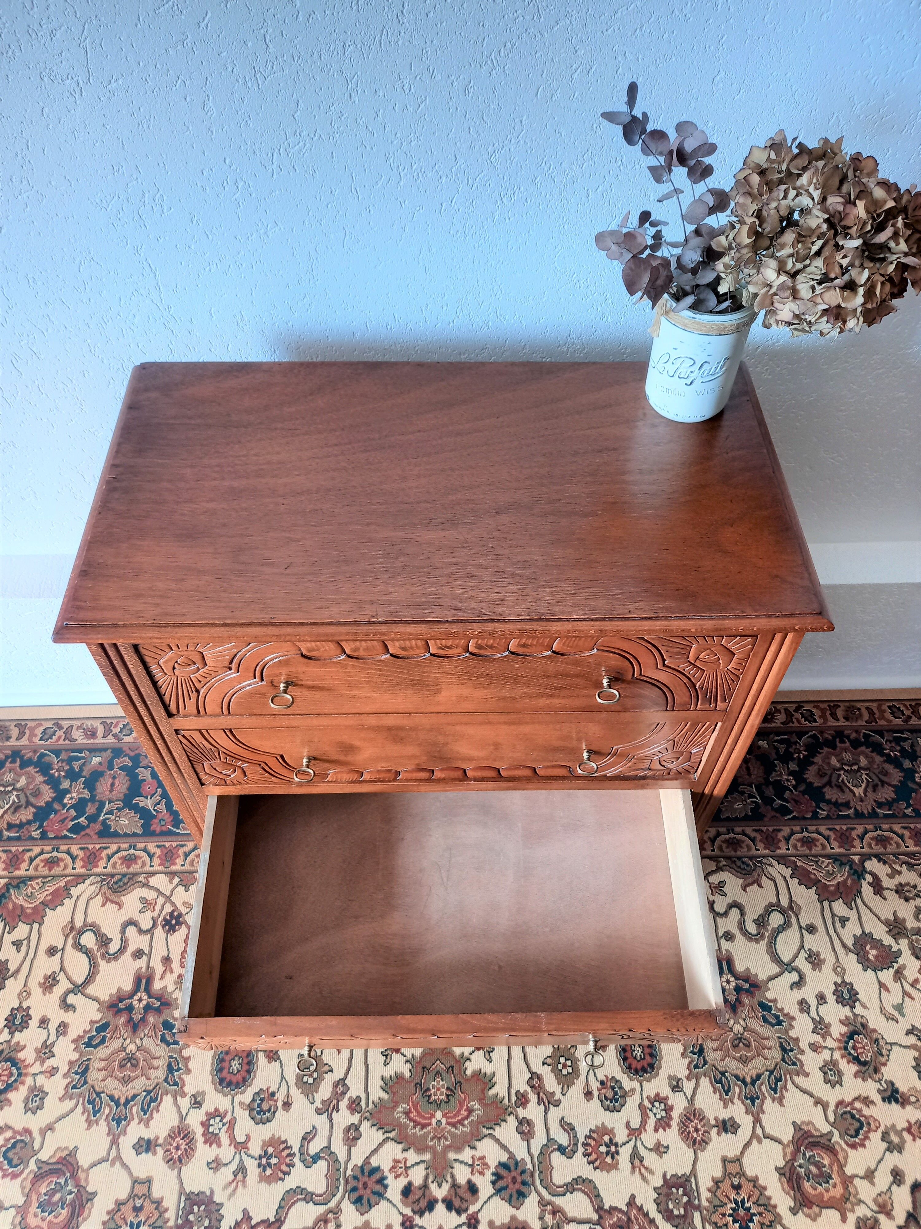 Art Deco chest of drawers