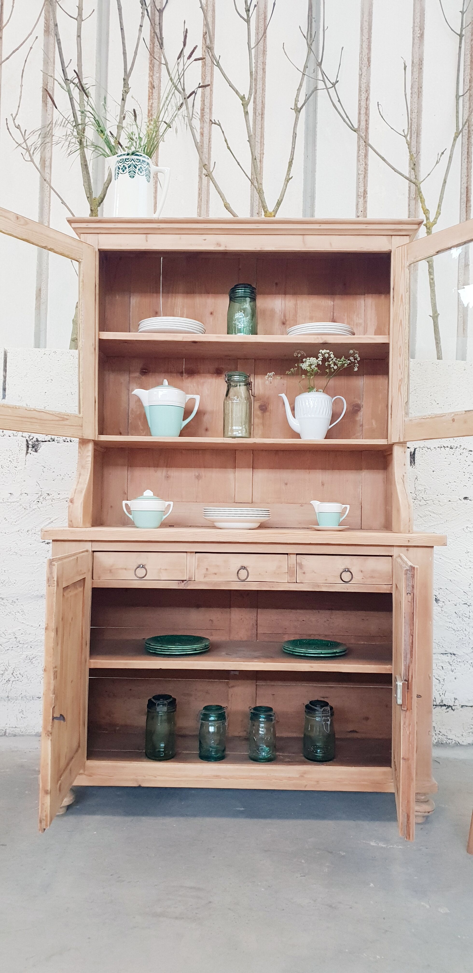 Buffet dresser 2 body old