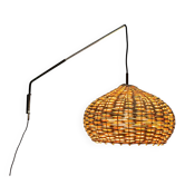 Lampe murale cantilever extensible danoise moderne du milieu du siècle avec abat-jour en rotin, années 1960