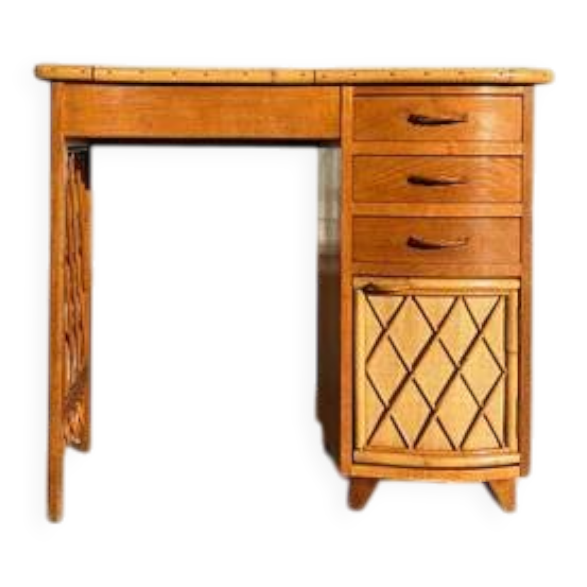 Vintage rattan hairdresser