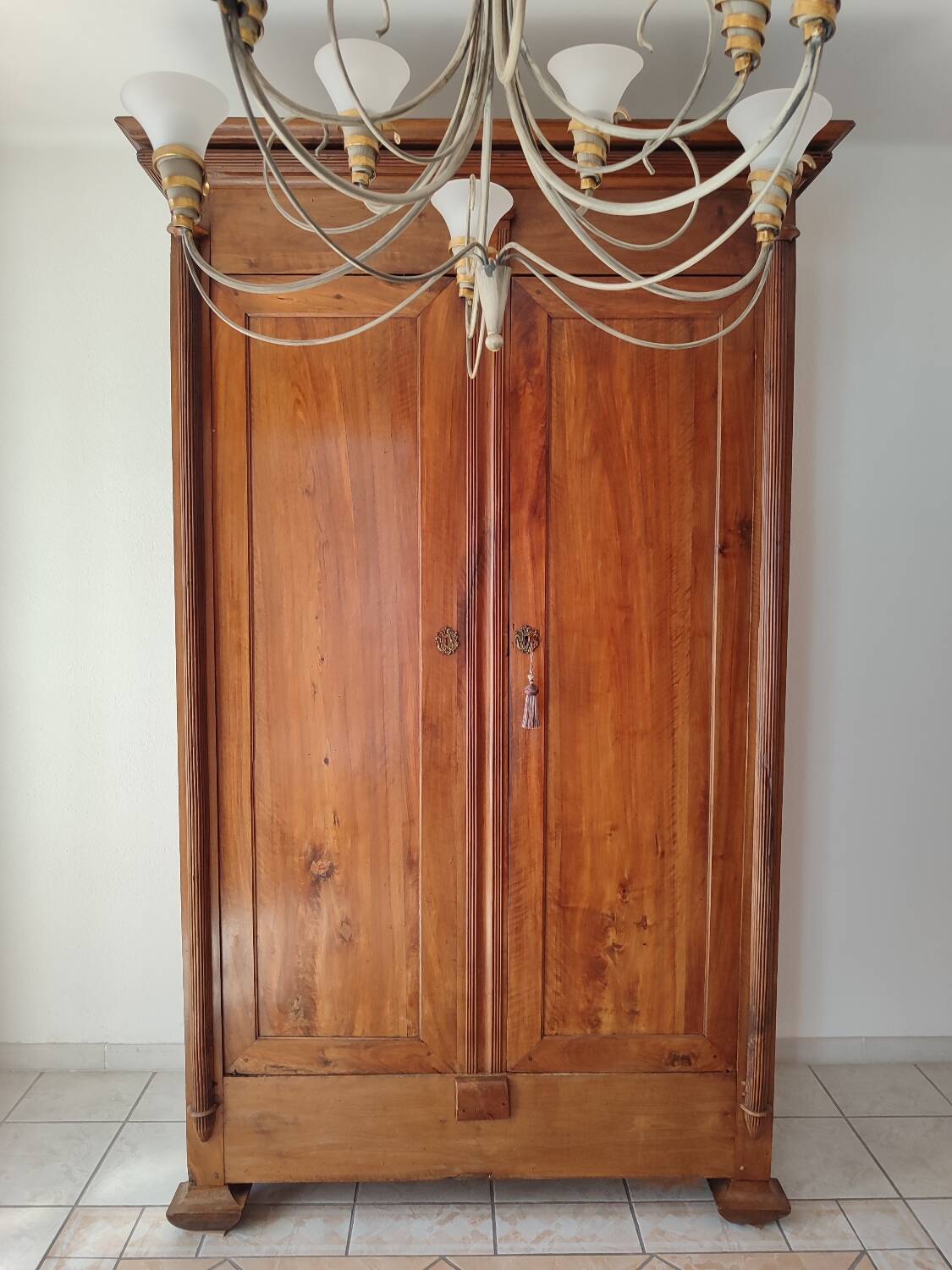 Armoire ancienne en bois