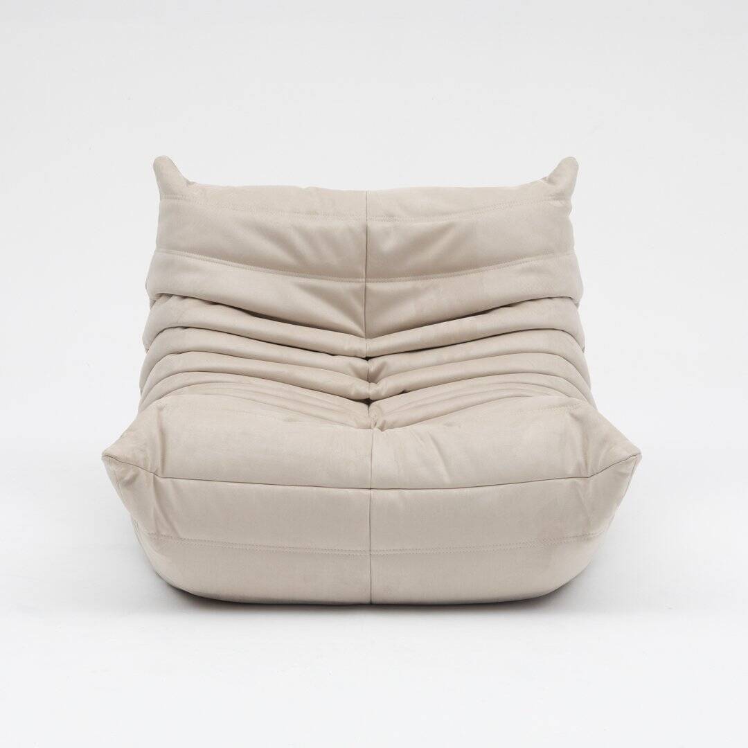 Togo lounge chair in cream fabric by Michel Ducaroy for Ligne Roset