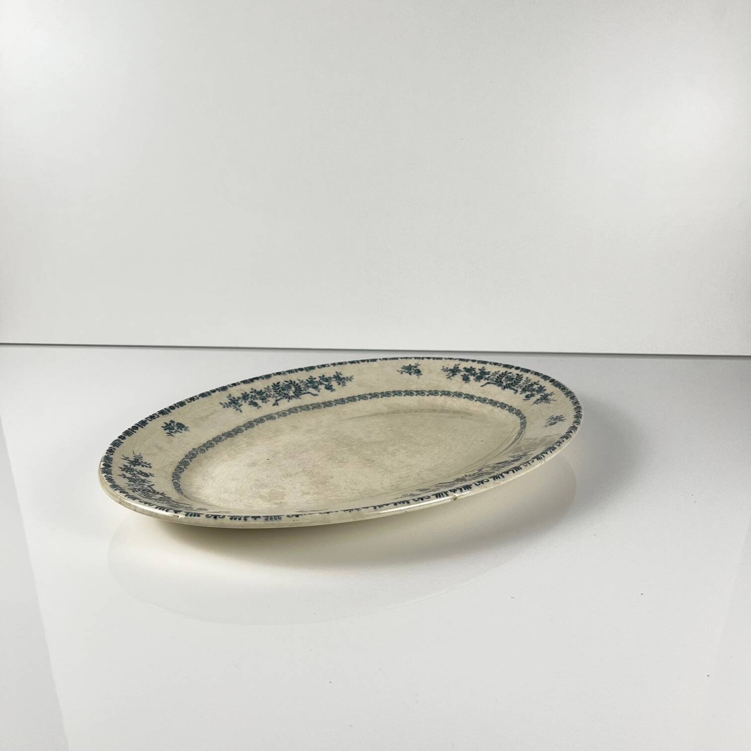 Oval patinated dish "Thermidor" Blue/green iron earth, late 19th century