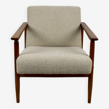 Vintage beige boucle easy chair, 1970s
