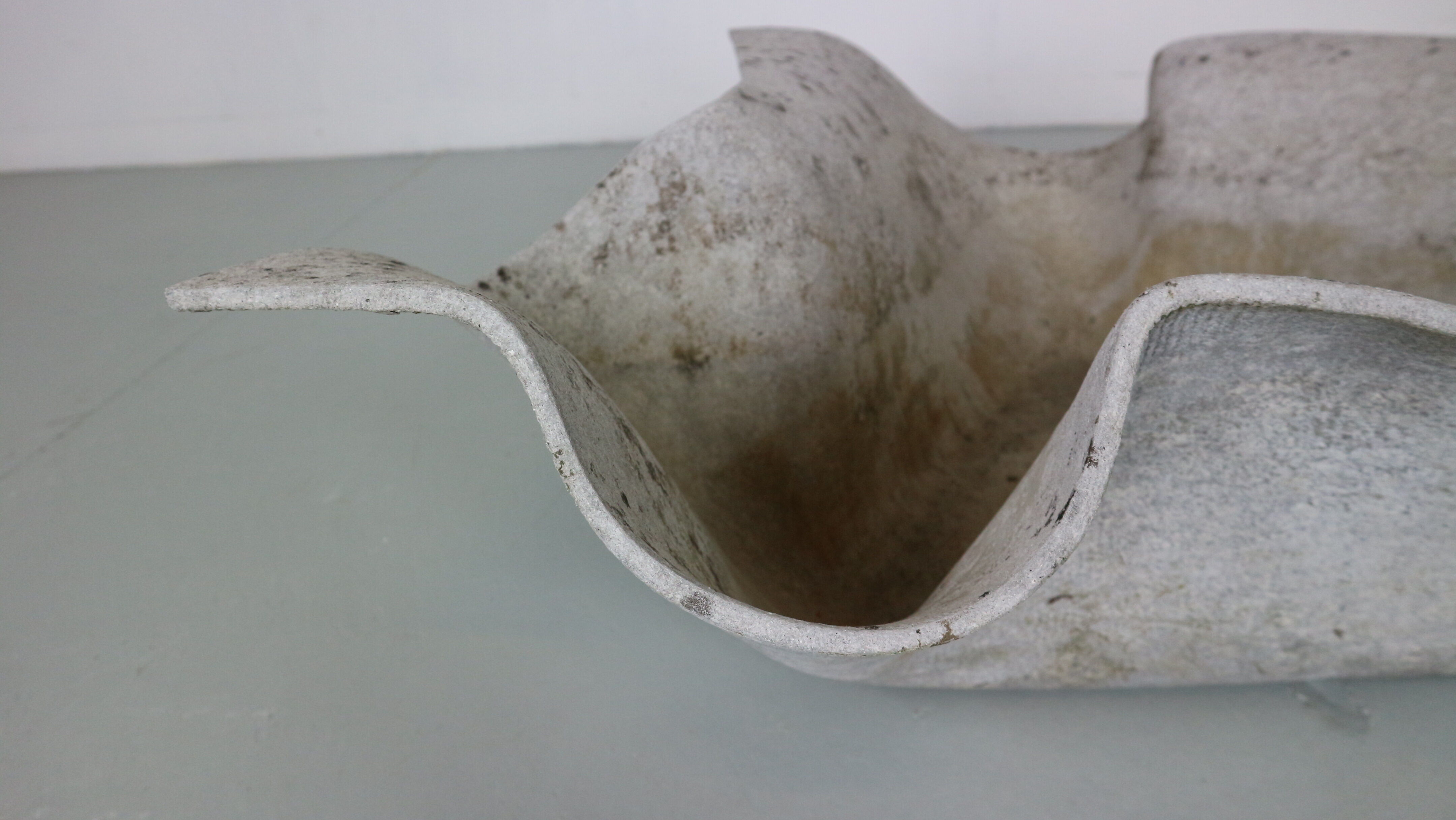 Jardinière en béton « Biasca » Elephant Ear par Willy Guhl, Suisse 1954
