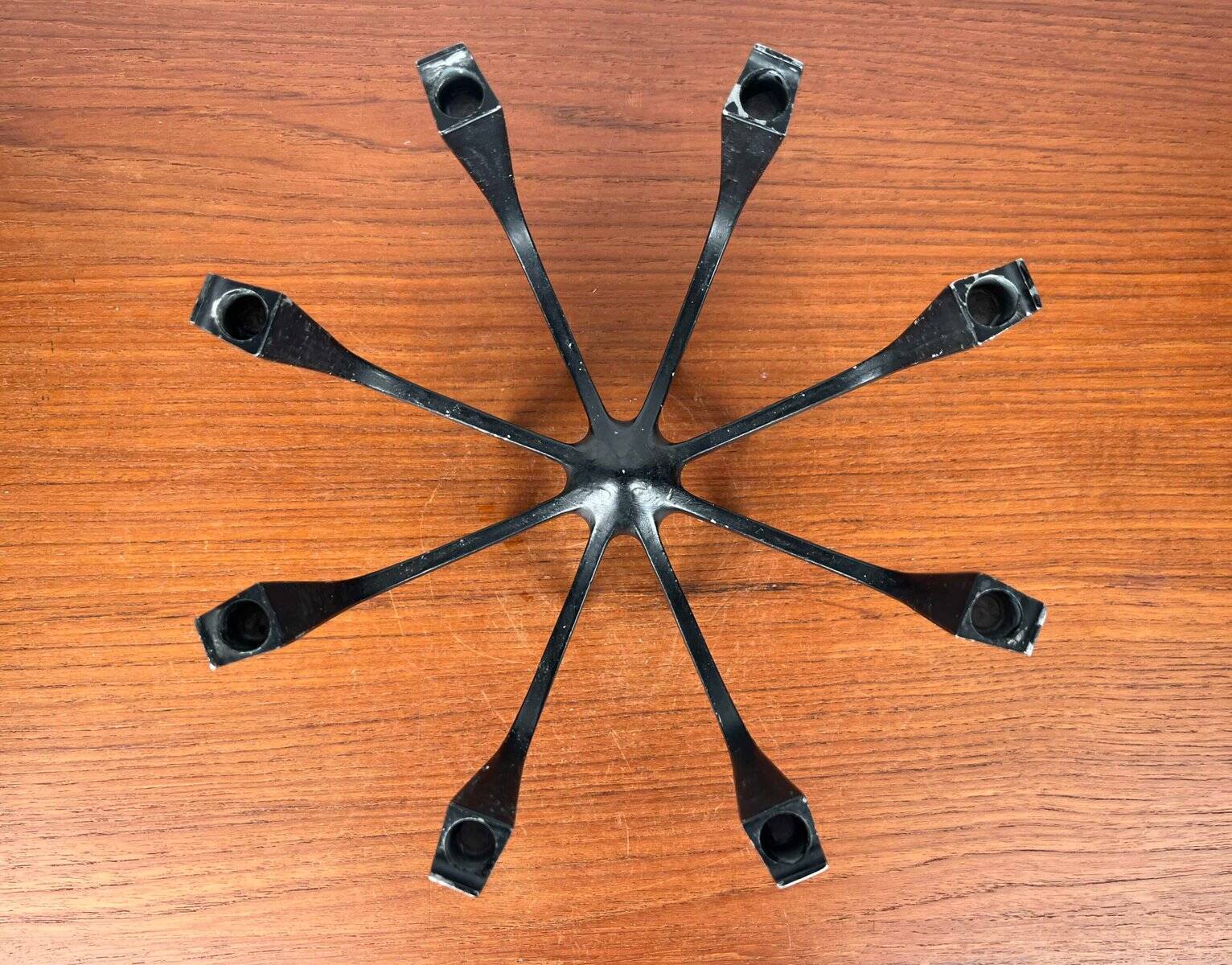 Danish metal candlestick in mid-century style by Gunnar Cyren for Dansk Designs Denmark, 1960s.