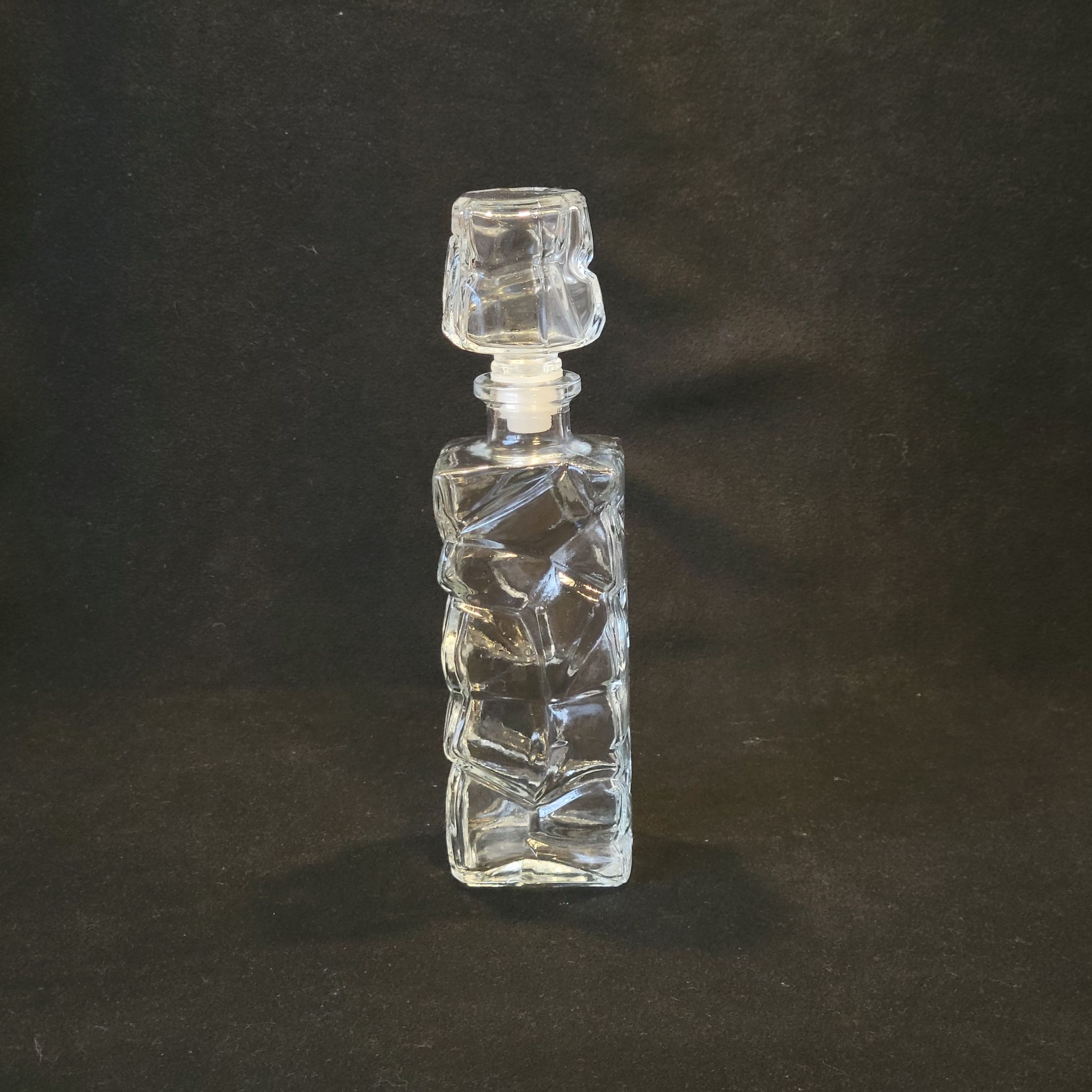 Glass whisky decanter 400 ml