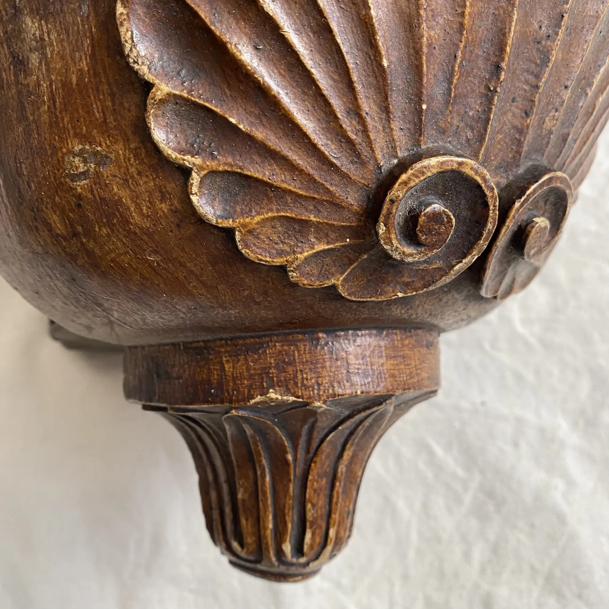 Wall console in solid oak and wrought iron, to be recessed, 19th century.