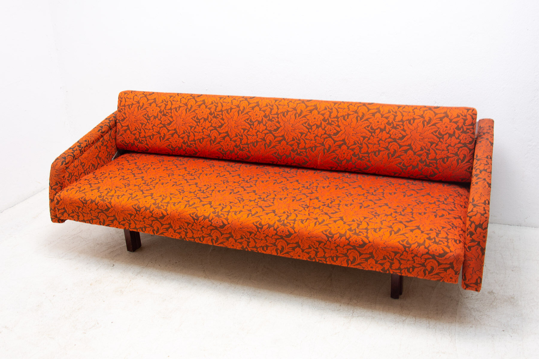 Canapé-lit pliant du milieu du siècle, années 1960, Tchécoslovaquie