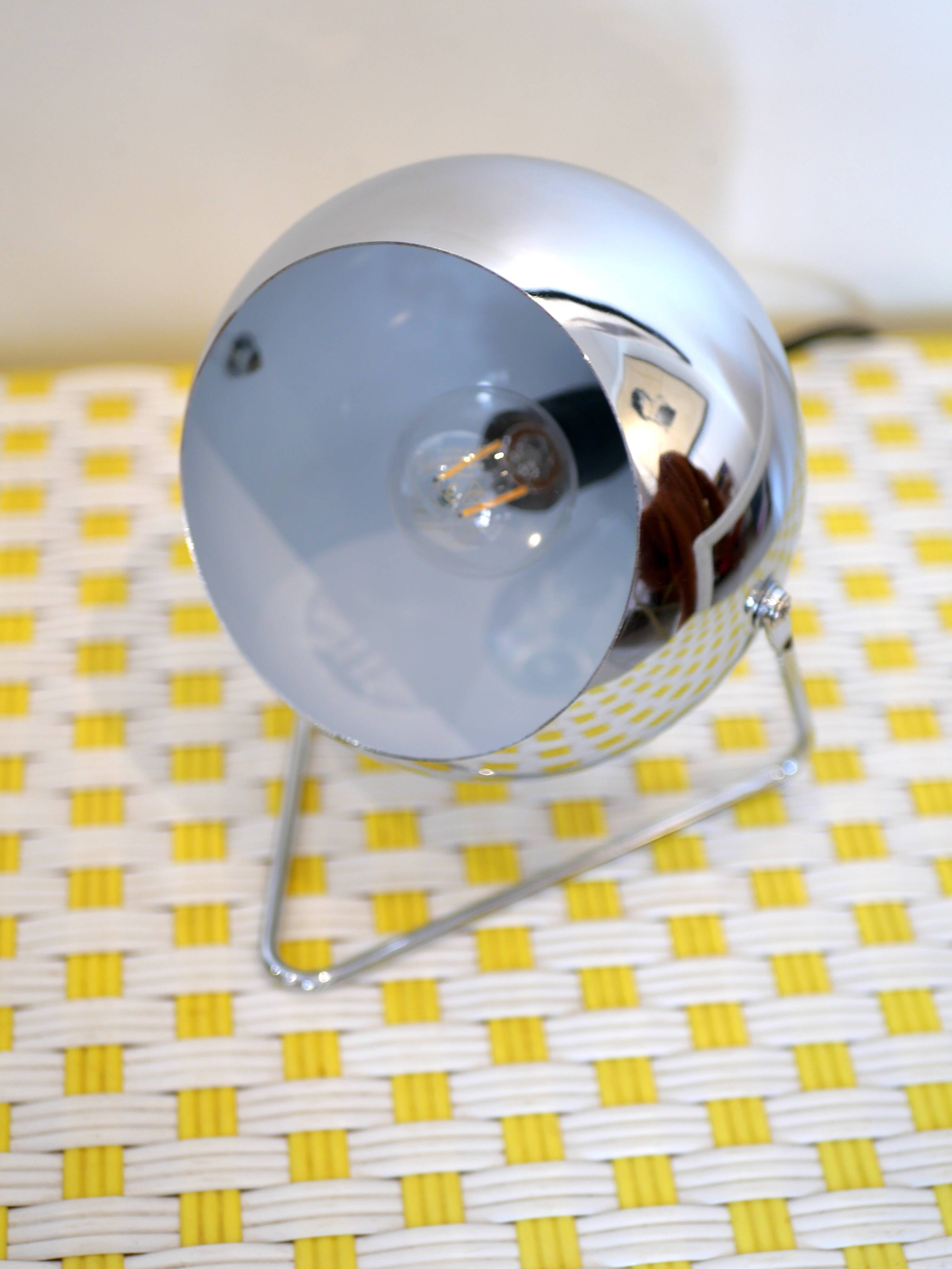 Chrome eyeball lamp