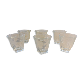 Set of 6 small glasses with brandy