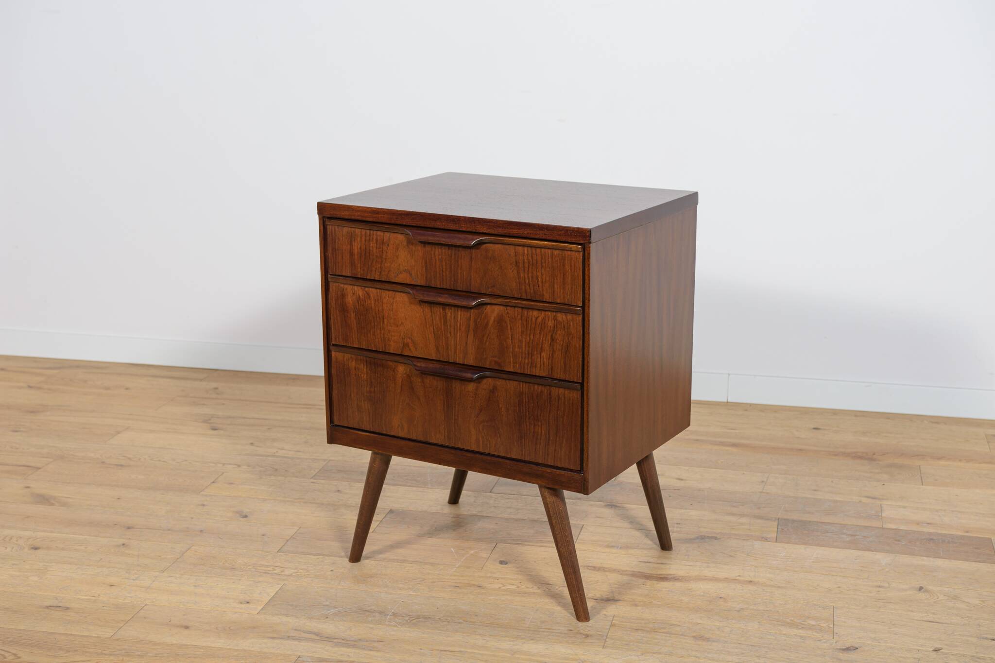 Commode en teck, Danemark, années 1960