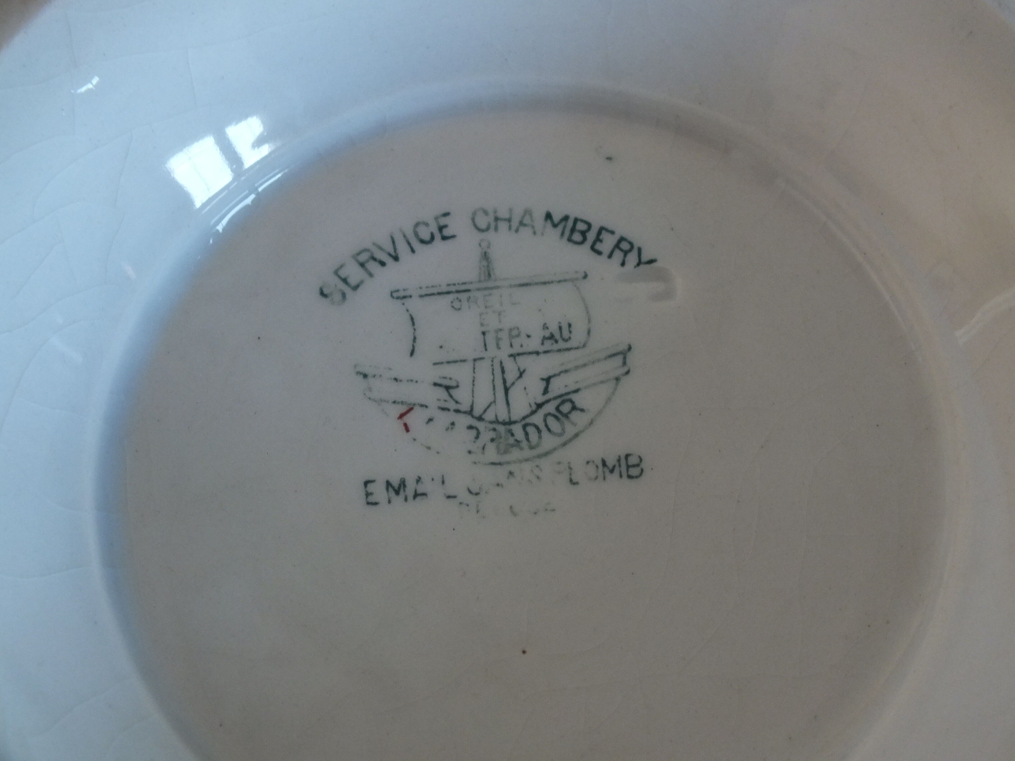 Display cut Creil and Montereau Labrador service Chambéry