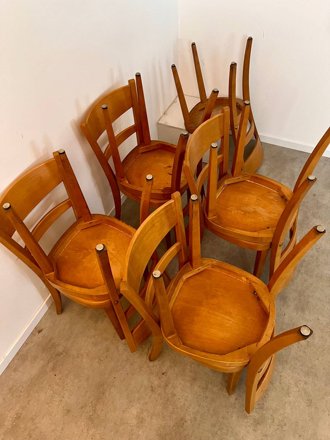 Set of 9 vintage wooden bistro chairs designed by Horgen Glarus