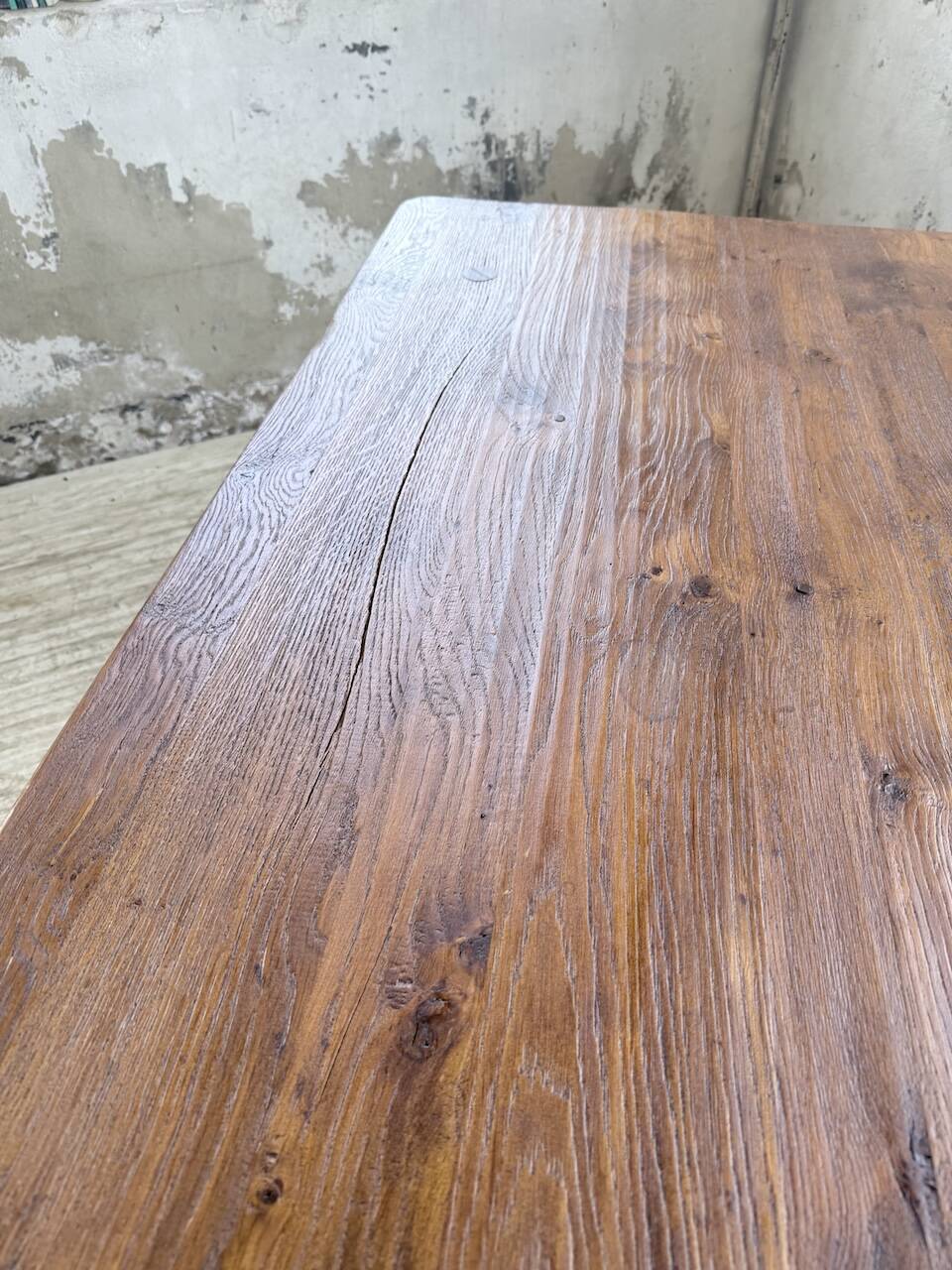 Brutalist oak table by De Puydt, Belgium 1970