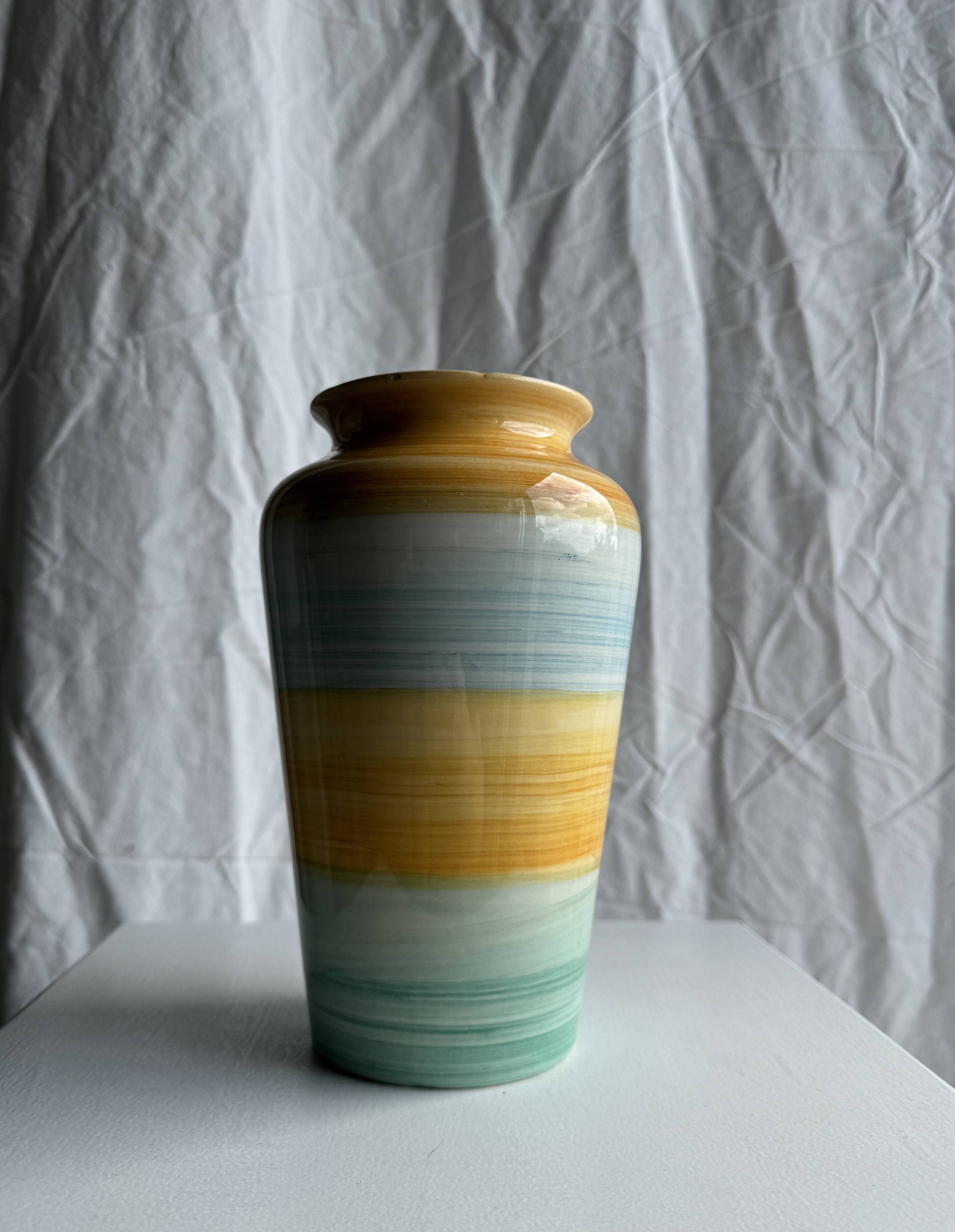 90s vase green, yellow, blue