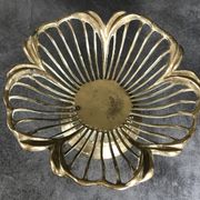 Stand cup or vintage basket of floral shape in golden brass, italy