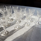 Former service of 30 engraved crystal foot glasses