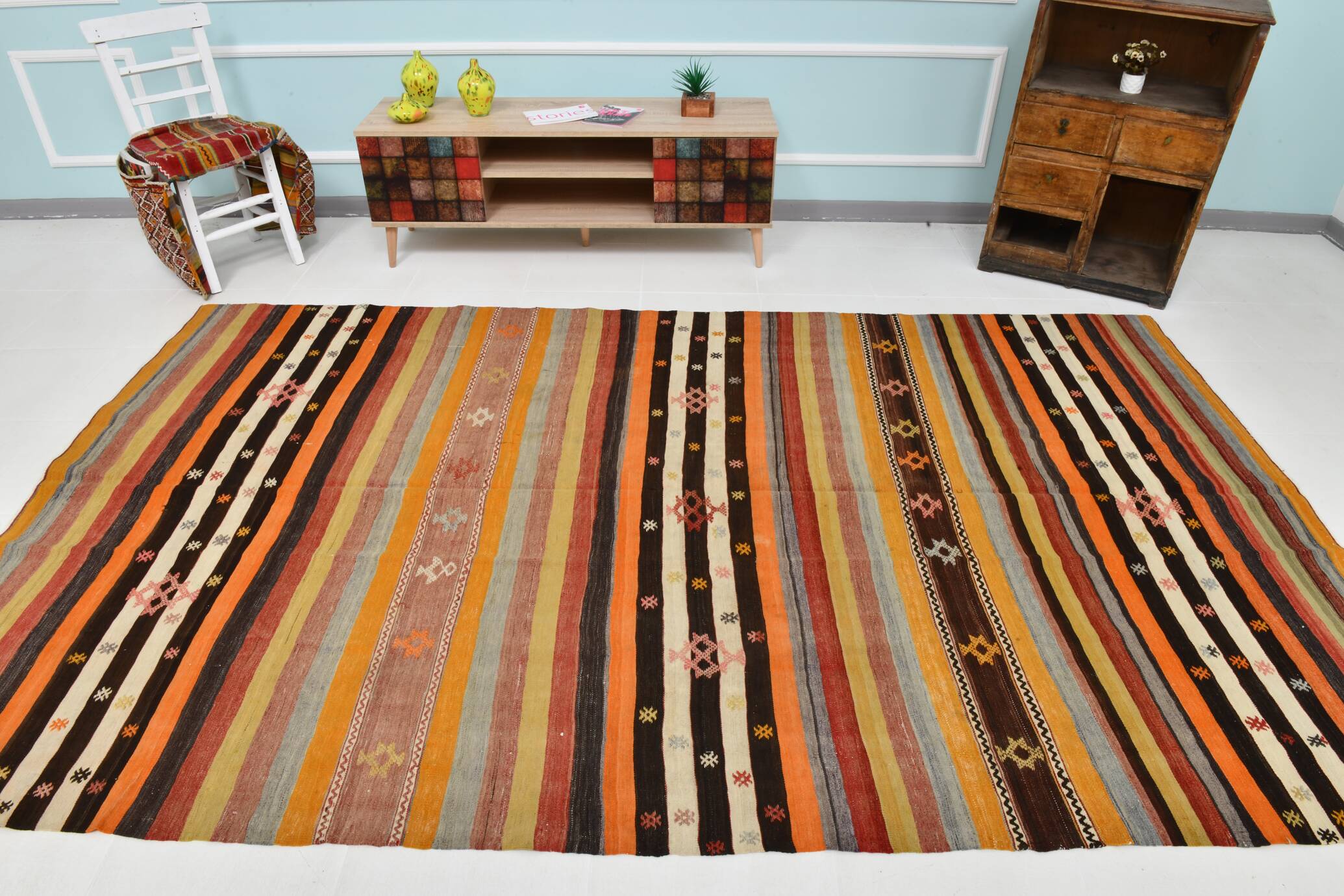 Tapis kilim vintage turc rayé multicolore à motifs géométriques, 190x320 cm