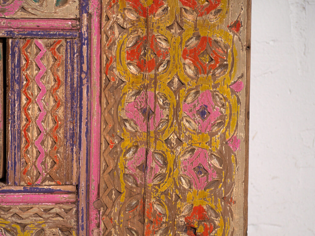 Antique carved low cabinet with drawers in pine – Xinjiang, circa 1900