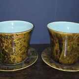 Pair of plant pots and their matching saucer – Brown/ochre marbled decor – 20th century