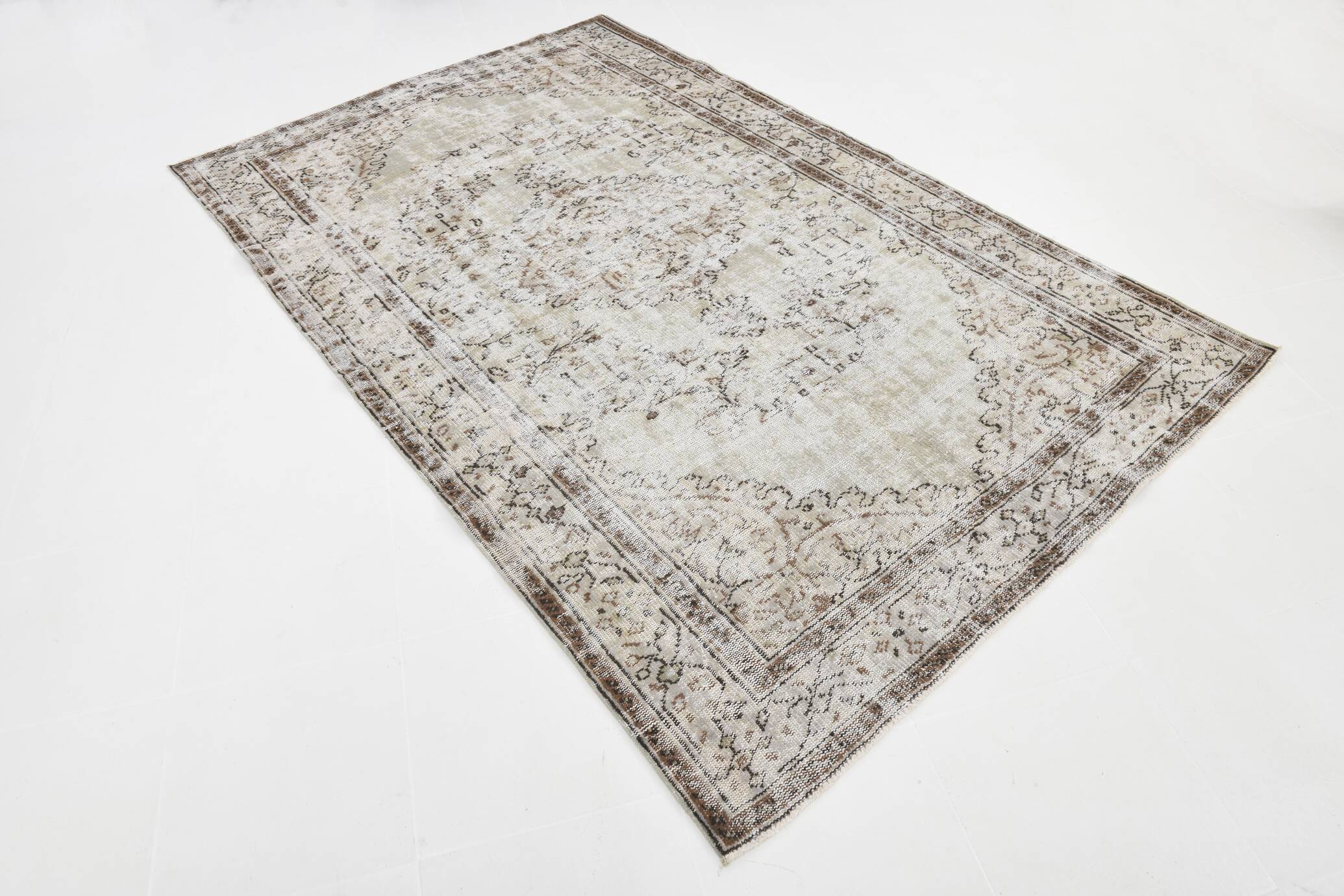 5x9 Brown & Beige Madallion Pattern Vintage Rug, 171x267Cm