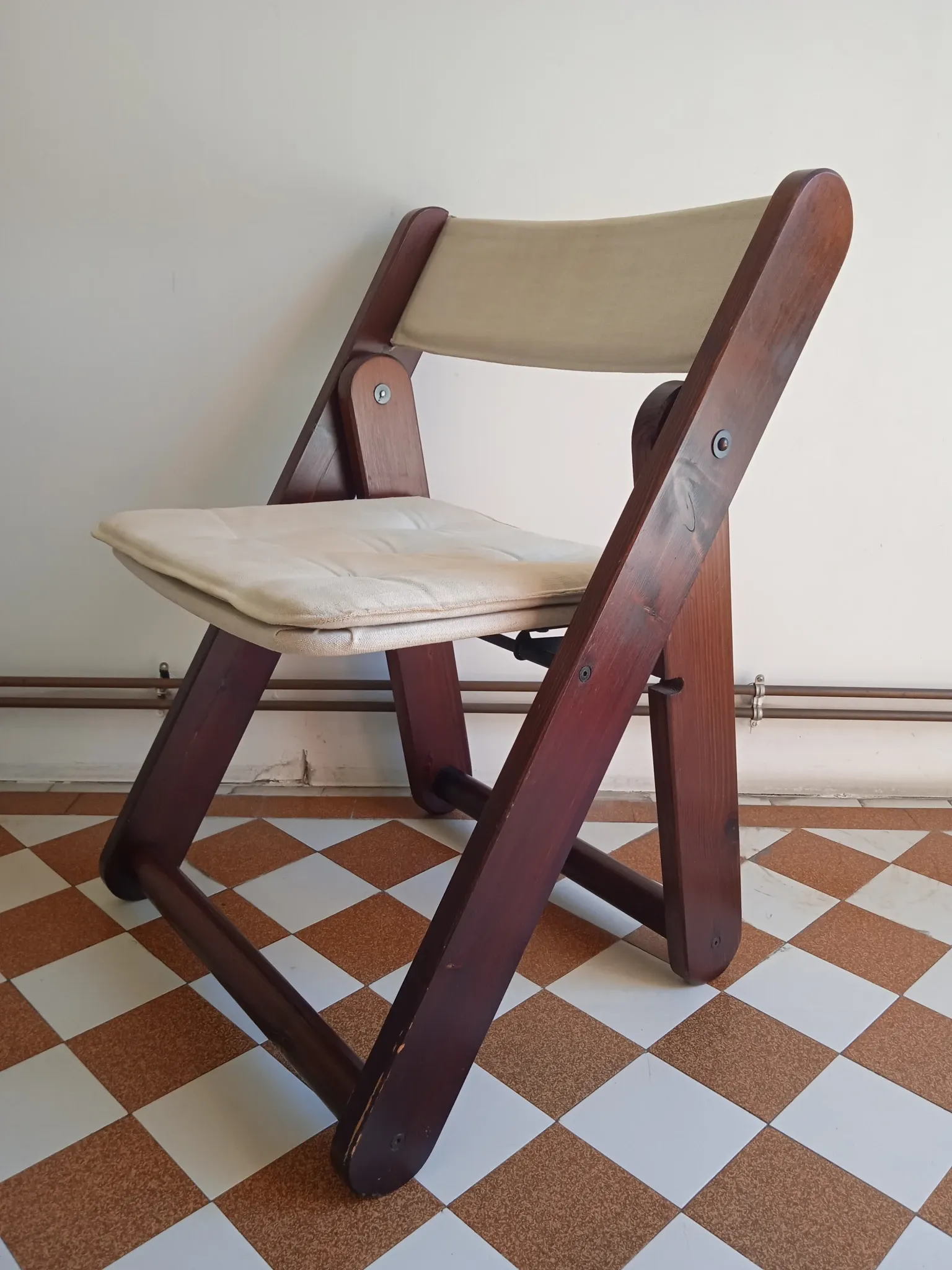 Kon-Tiki chairs