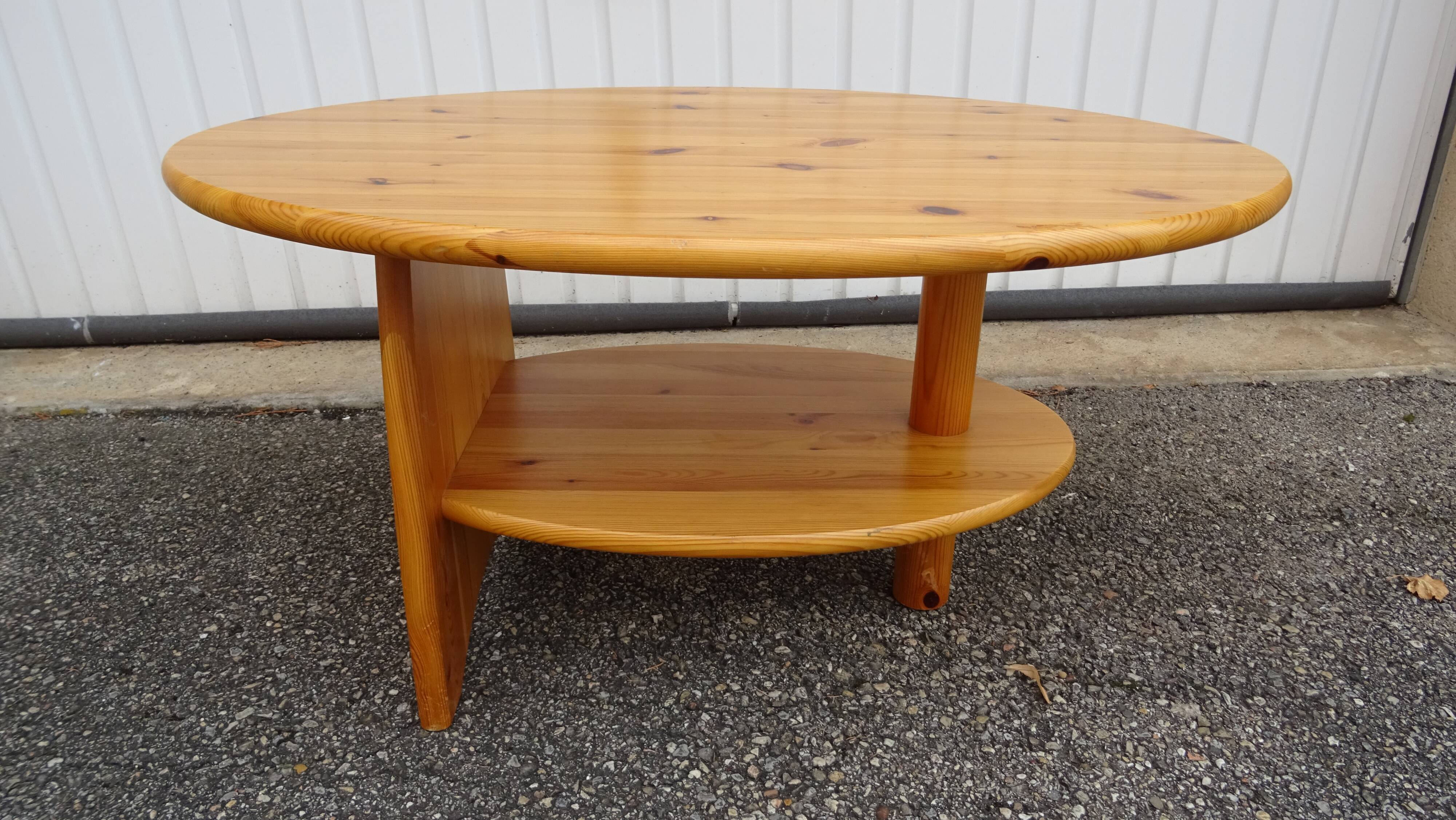 Asymmetrical coffee table in vintage pine year 70