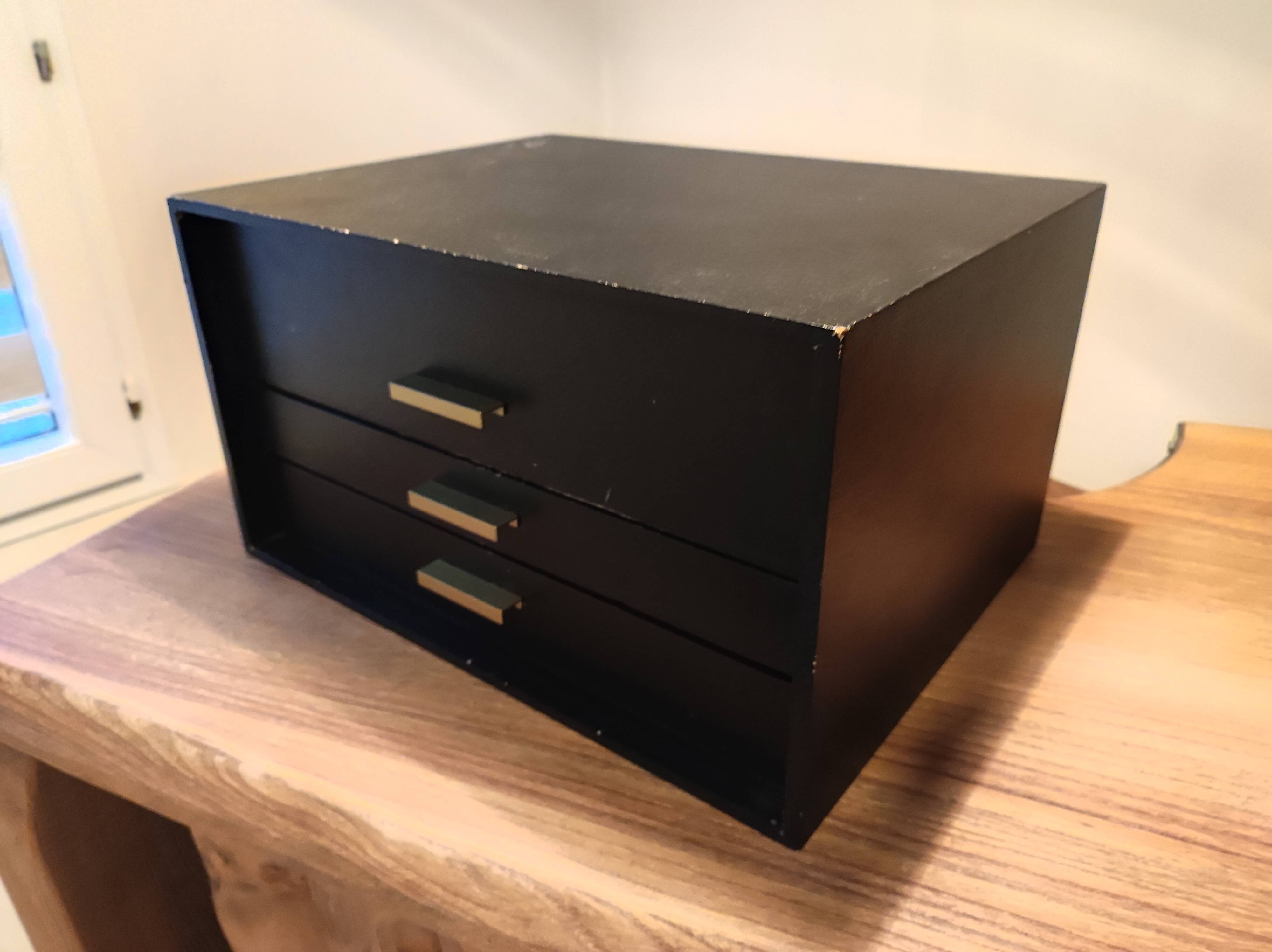 Storage box cabinet 3 drawers