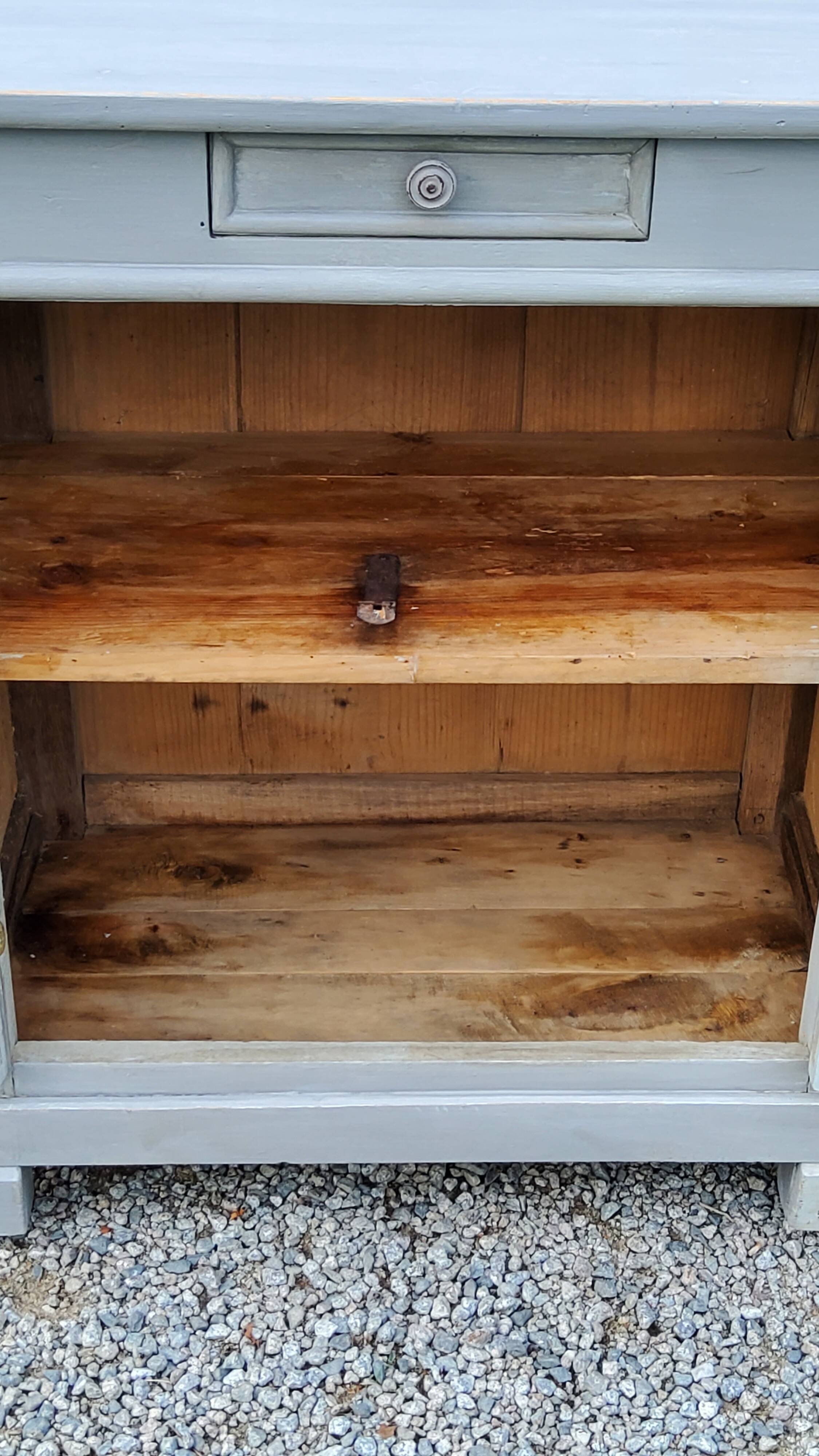 Buffet parisien début XXième siècle en bois massif patine grise