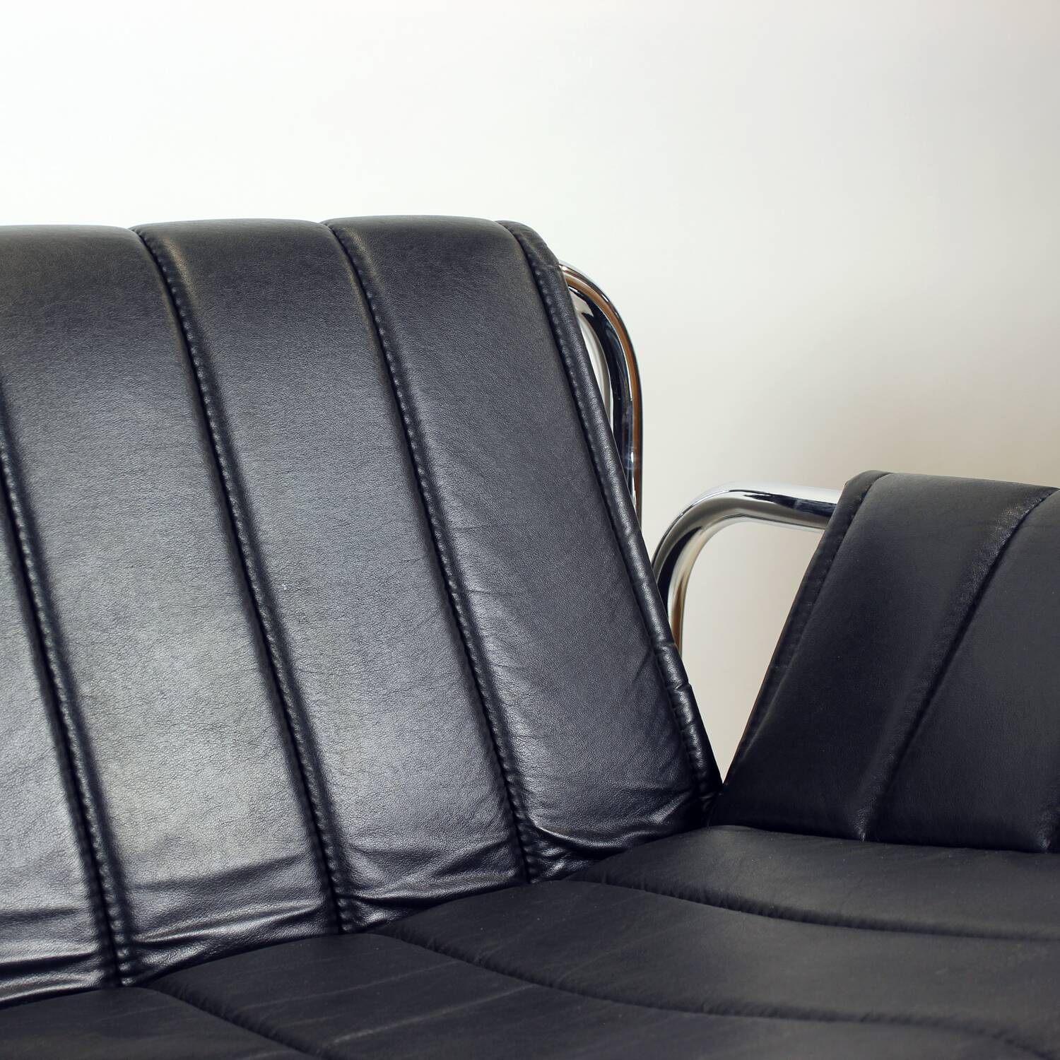 Modernist T 2403 Loveseat By Viliam Chlebo For Kodreta Myjava, Czechoslovak