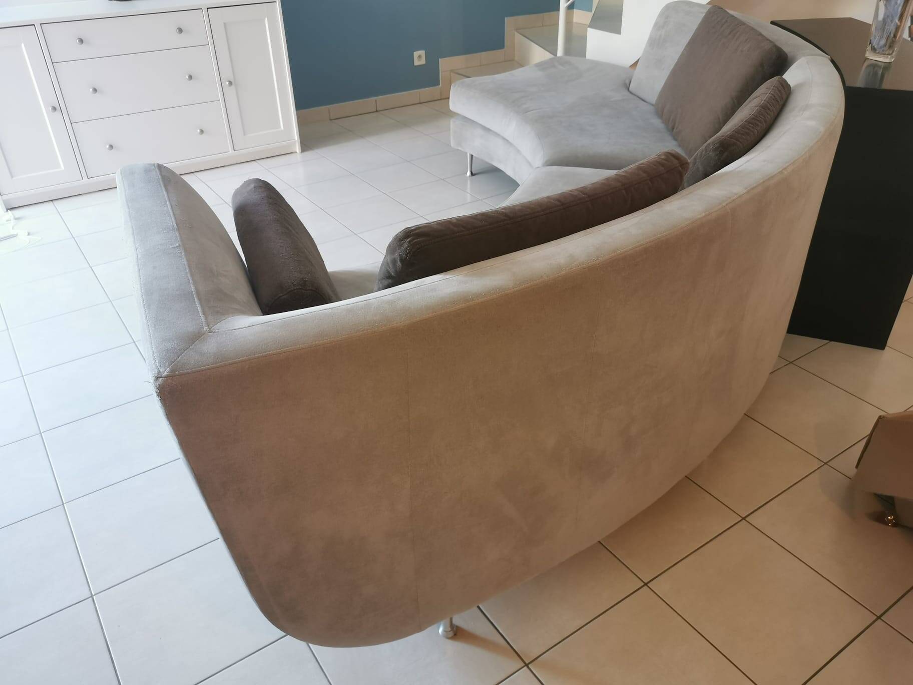Curved sofa Menlo Park – American Leather – Light grey