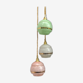 Suspension cascade trois feux globes vintage en verre de Clichy rose blanc et vert