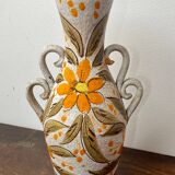 Ancien vase en céramique