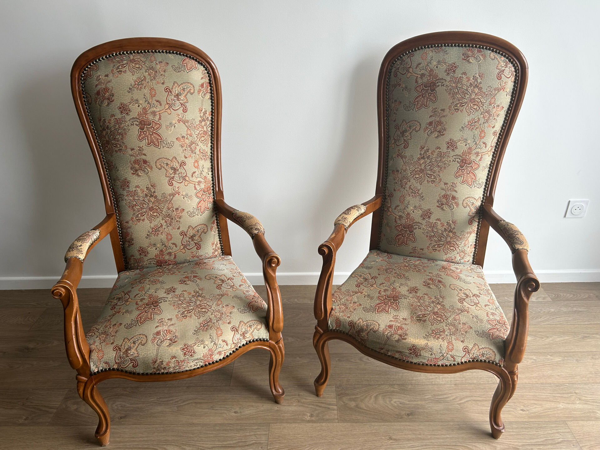 Paire de fauteuils Voltaire style Louis-Philippe