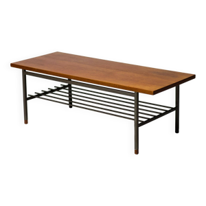 Table basse moderniste - base