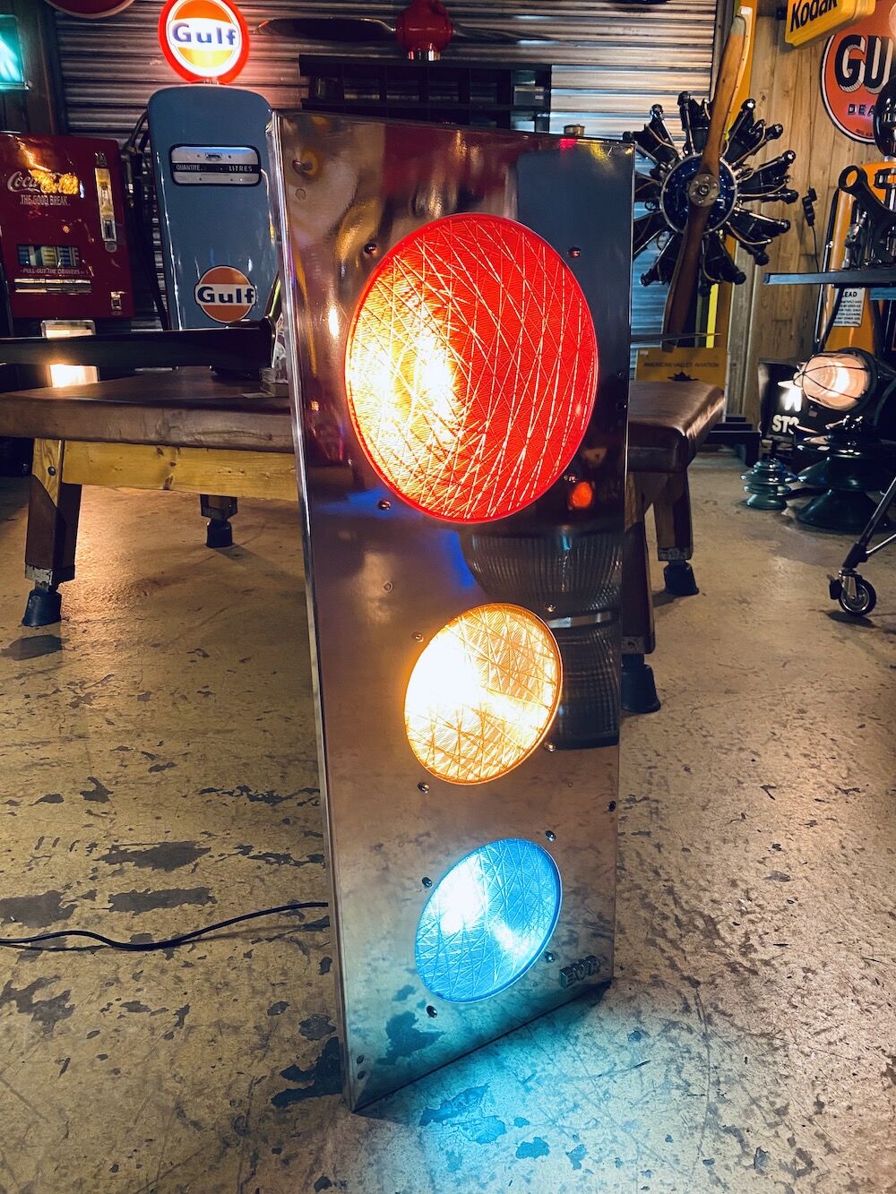 Chrome traffic light