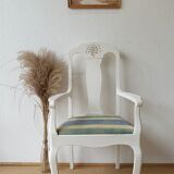 White throne / chair sweden