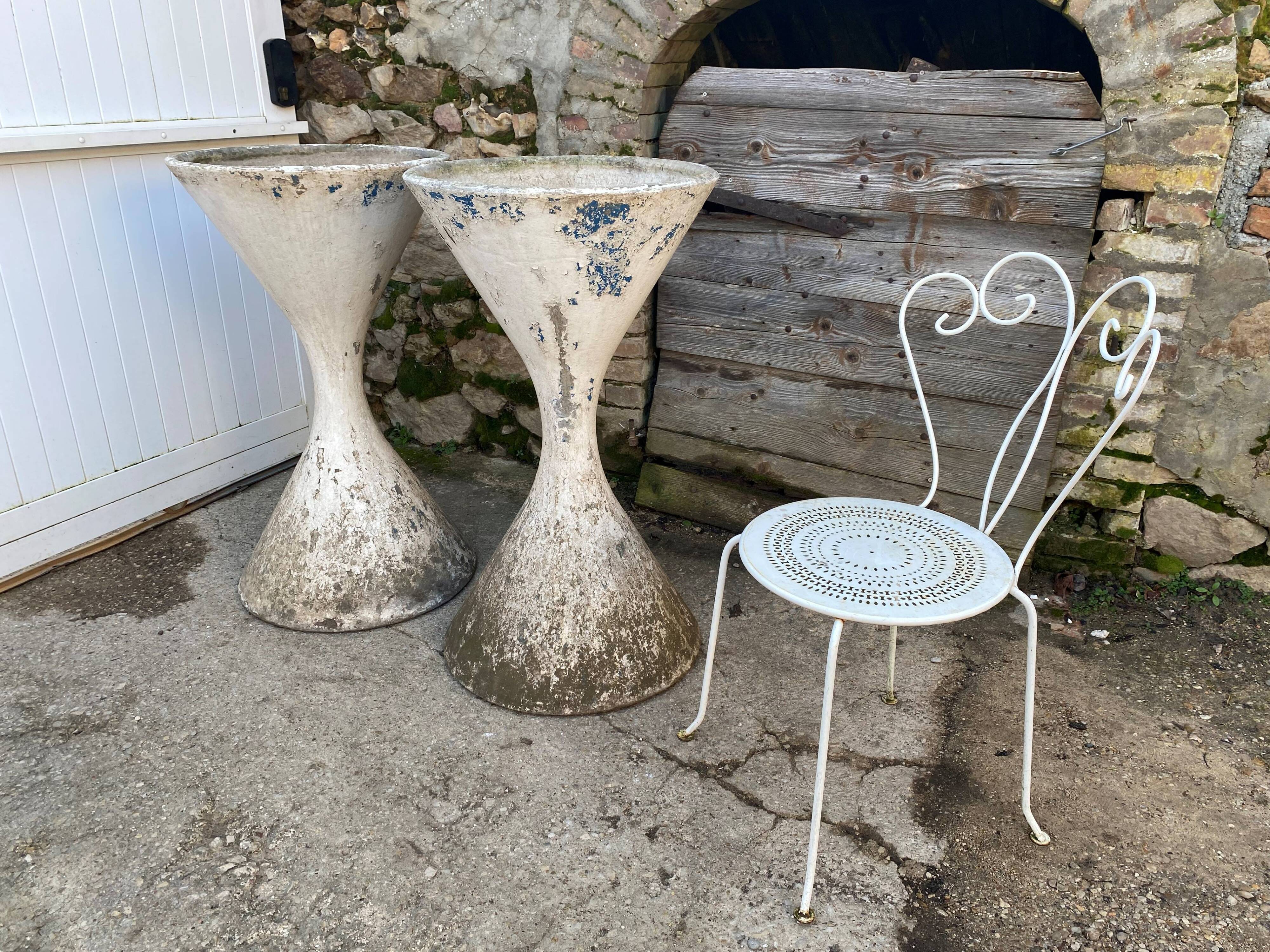 XXL diabolo fiber cement planters Willy Ghul & Anton Bee Eternit