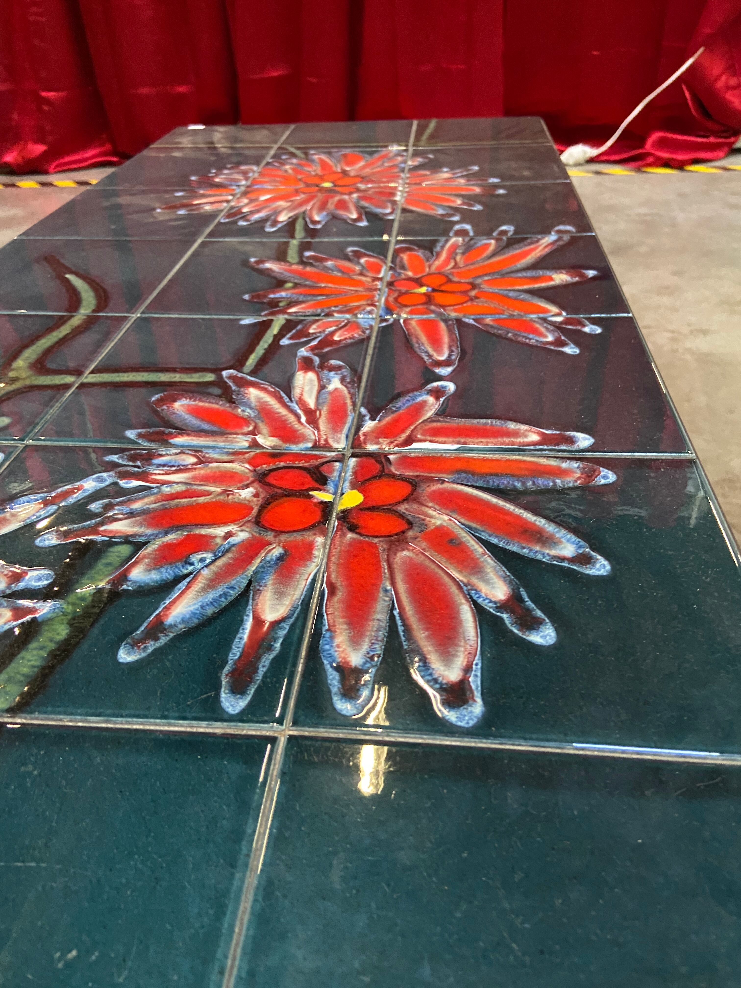 Ceramic coffee table by Adri