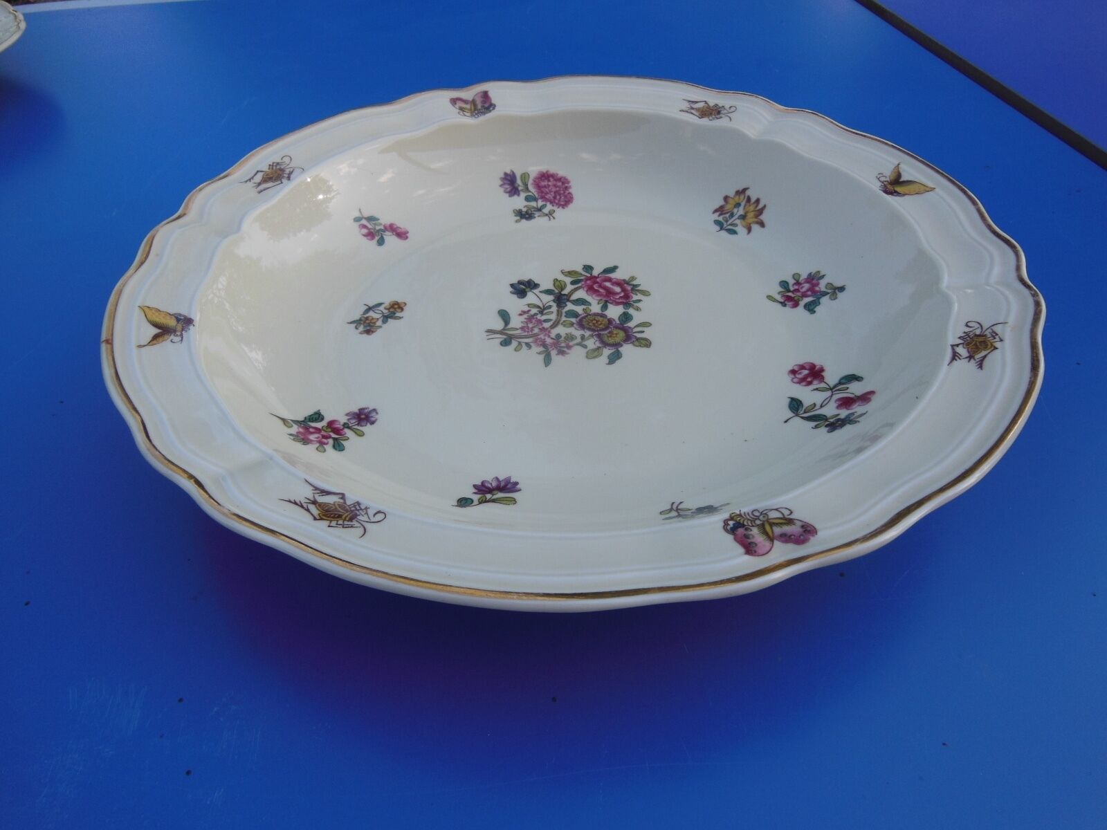 Circular salad bowl in porcelain stamped bernardaud Limoges