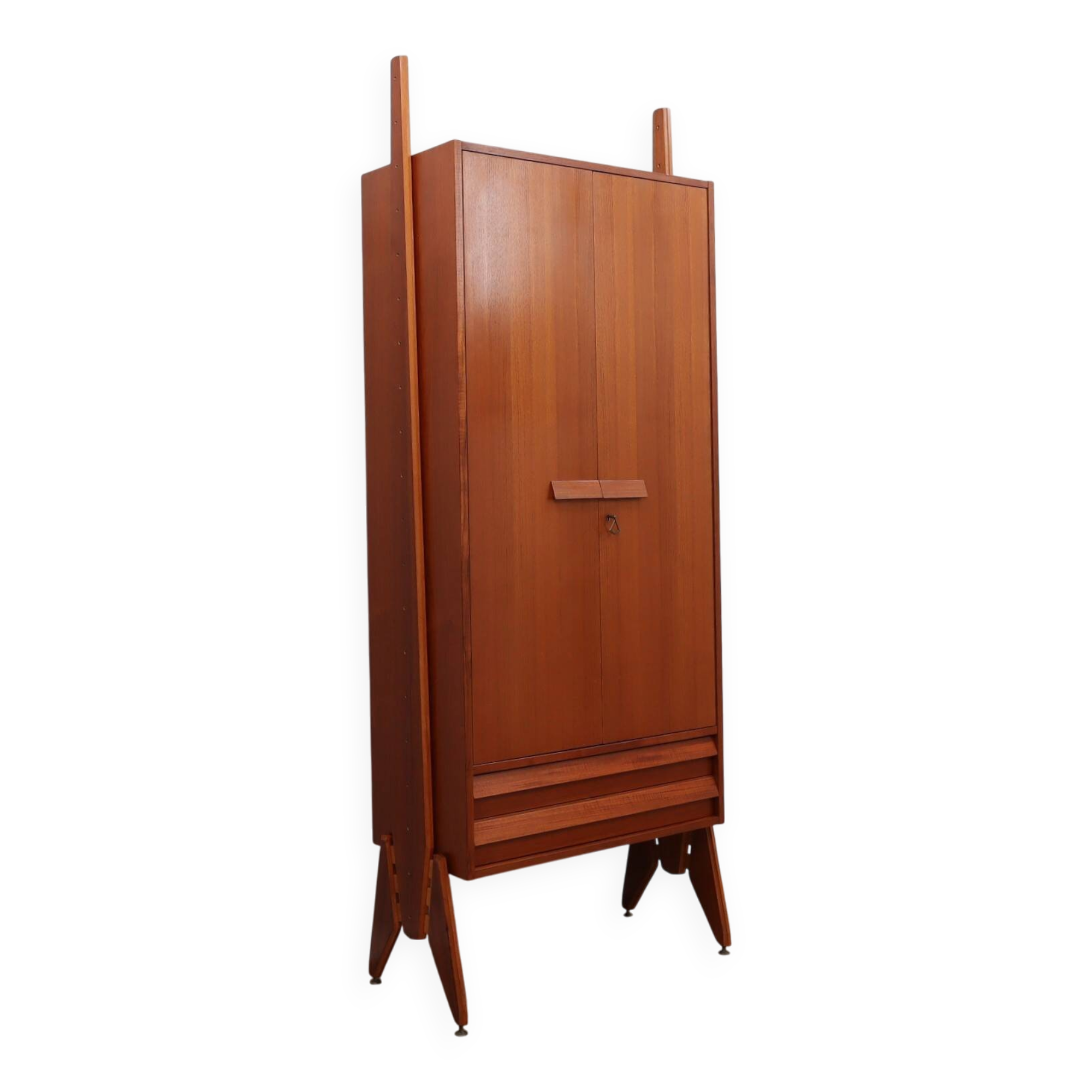 Armoire en teck, Italie, années 1960