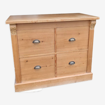 Commode quatre tiroirs