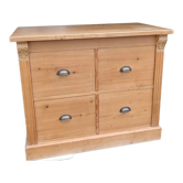 Four-drawer chest of drawers