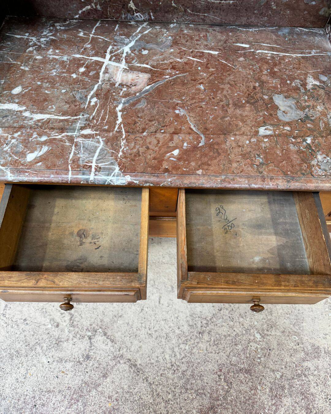 Ancienne console de toilette en merisier avec marbre