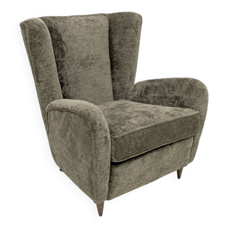 Paolo Buffa Mid-Century Modern Italian Walnut and Coating Boucle Armchair