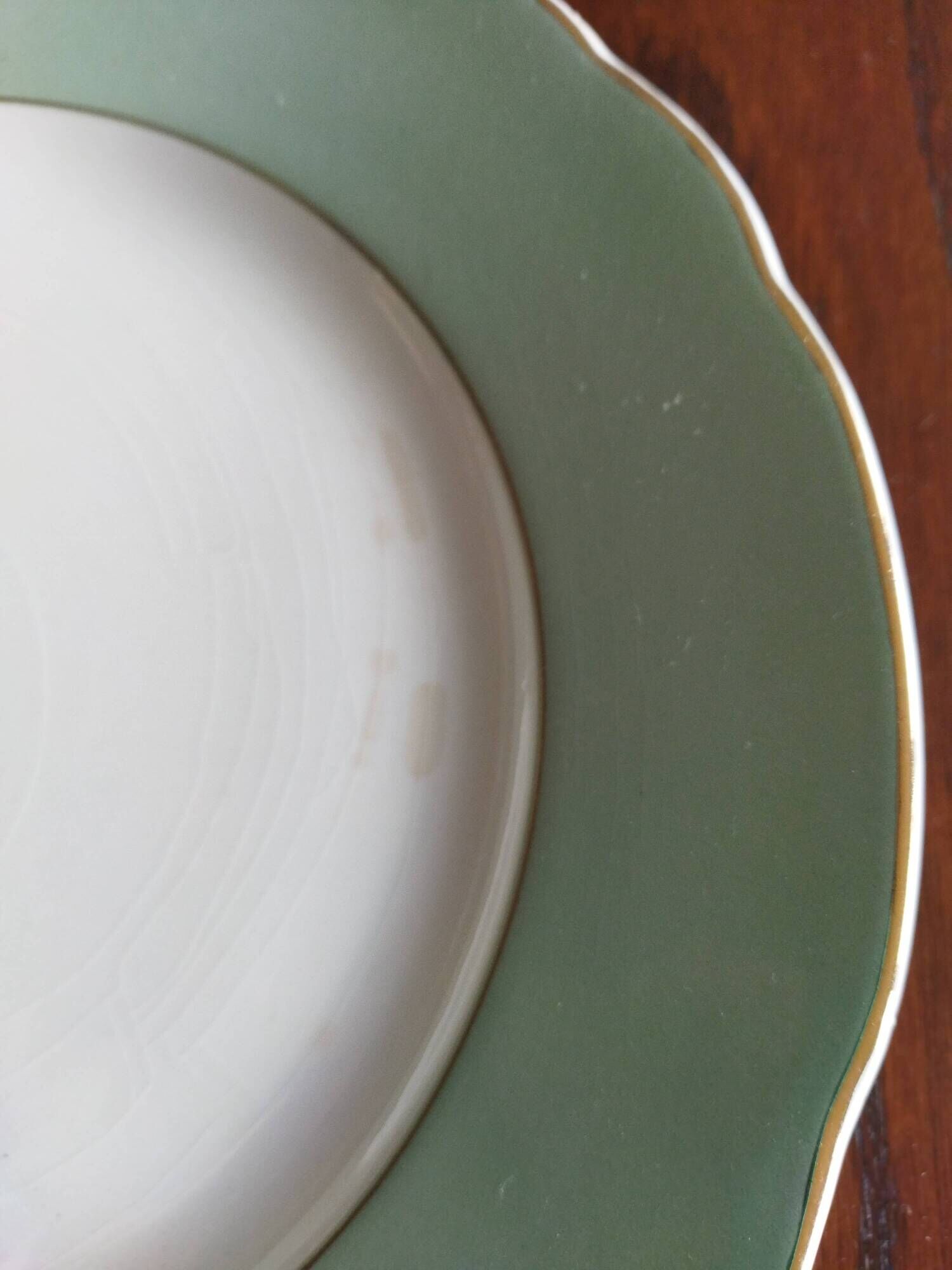 12 flat plates Villeroy & Boch Mettlach celadon green and vintage gold 1960s