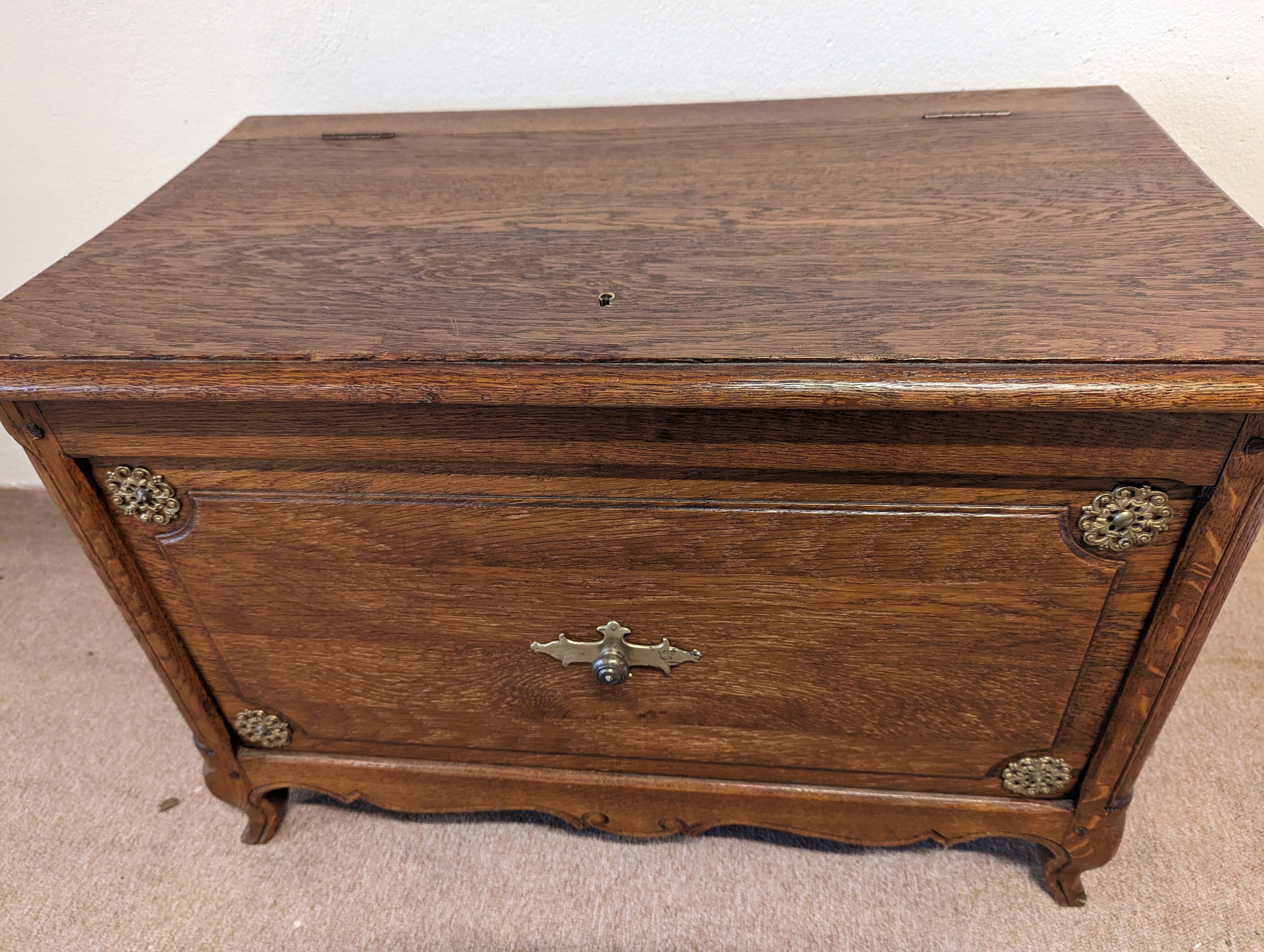 Oak chest