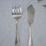 Fish service and its 6 silver-plated cutlery, crossed ribbon model
